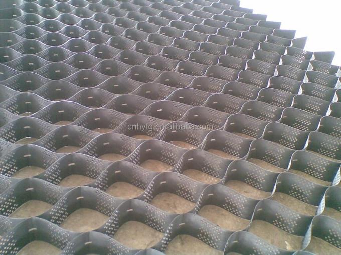 Customized Geocell Gravel Stabilizers for Improved Driveway Stability and Durability 2