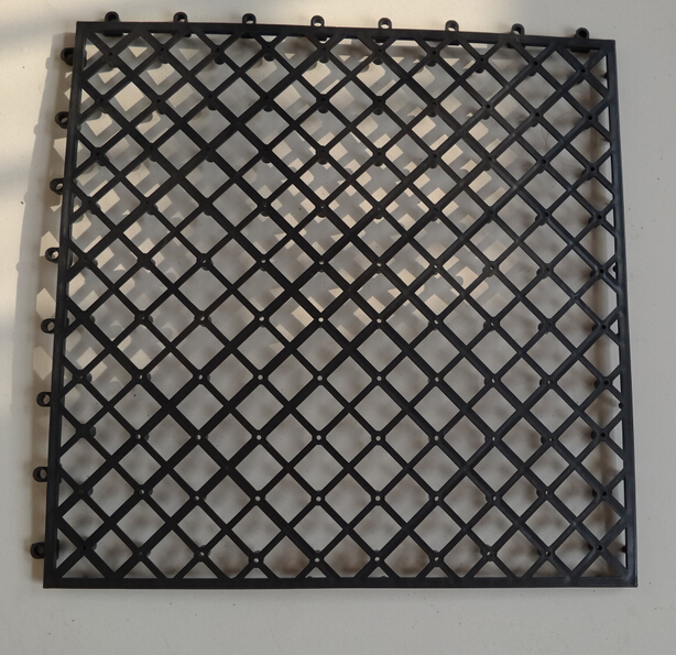 DIY Floor Plastic Click Base Deck Tile with 10-14mm Thickness and Cutting Service 5