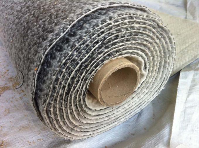 CE Certificated Swellable Bentomat Geosynthetic Clay Liner for Infrastructure Projects 2