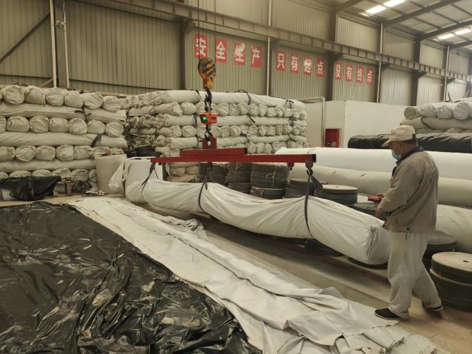 High Tensile Strength Bentonite Blanket for Waterproofing in Office Building Projects 14