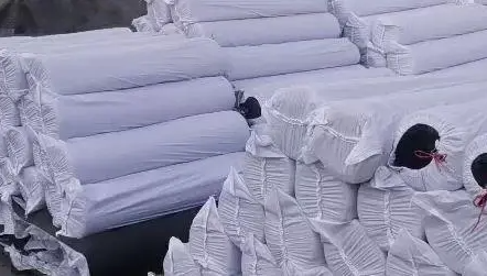 Waterproof EPDM Rubber Roofing Material for Hospital House Roofing Solution 12